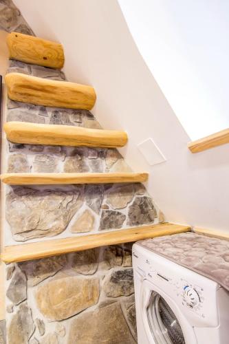 Maisonette image 8