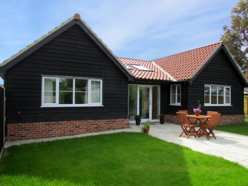 2 Suffolk Cottage, Knodishall - Aldeburgh Coastal Cottages