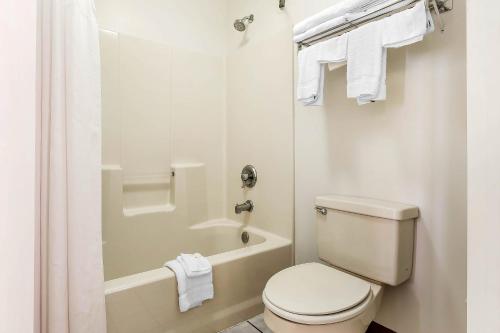 Quality Inn Gallatin-Nashville Metro