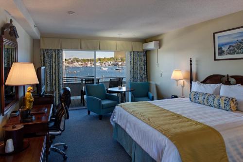 King Room with Harbor Front View