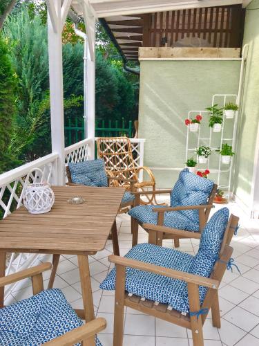 Home Sweet Apartment - image 13