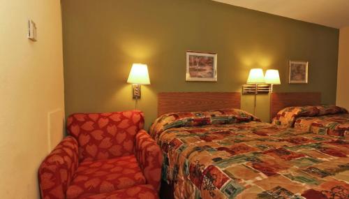 Burnsville Inn & Suites