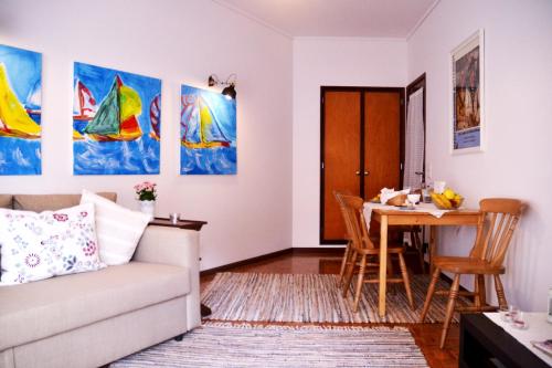  Captain's Central Cabin in Aveiro