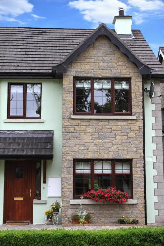 Exterior view, Garden View Self Catering Lough Rynn in Mohill