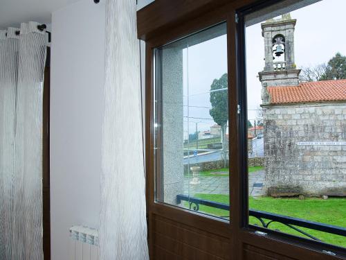 Tuvākā izklaides vieta, Pension Rustica Casa Do relojero in Zas
