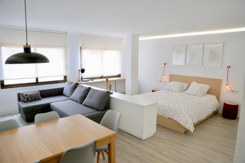 Plaza Ayuntamiento Grand Apartments 1