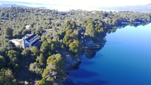 Peninsula de los Coihues