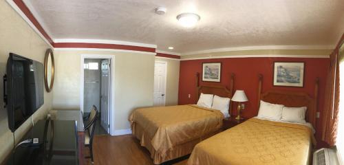 Wagon Wheel Motel