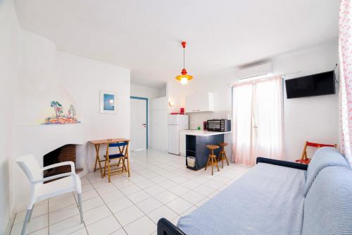 Fivos Apartments - image 5