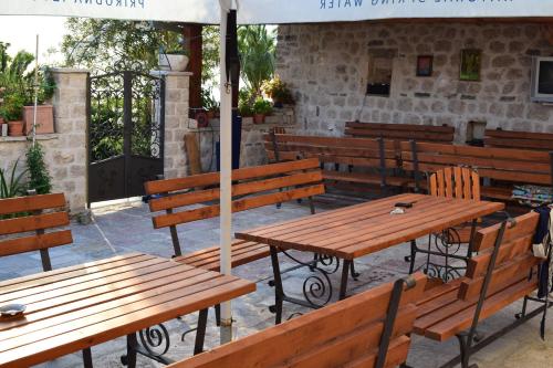 Captain's House in Dobrota - image 3