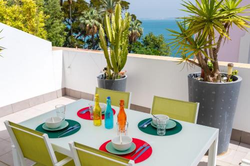 Apartment with Sea View