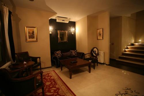 Epavlis Meteora Suites Hotel - image 13