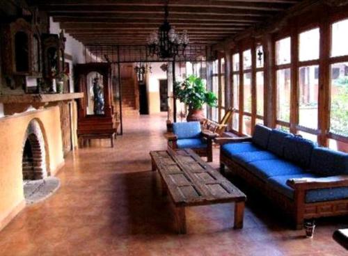 Hotel Santa Clara in سان كرستوبال ديلاس كاساس