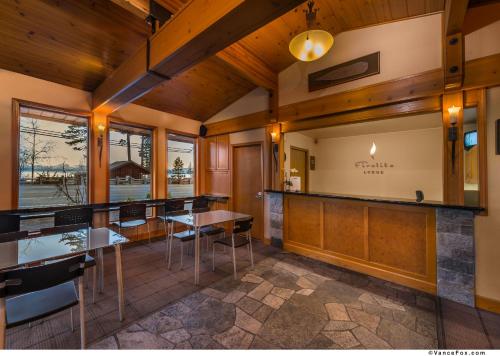 Fuajee, Firelite Lodge in Tahoe Vista (CA)