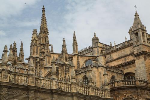 Hostly Sierpes 3 Renewed Families-Fibre-Parking optional, Seville