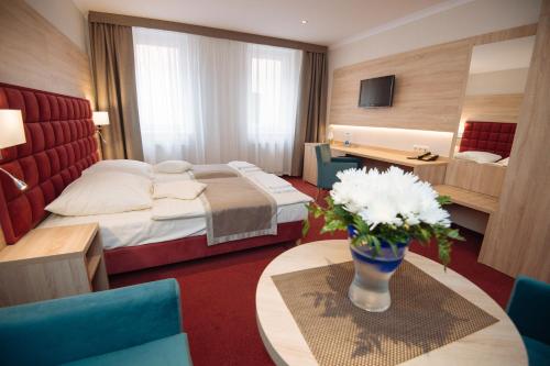 Hotel Texicana - image 4