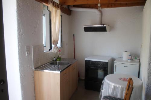 Apartment Vrises in Neapoli