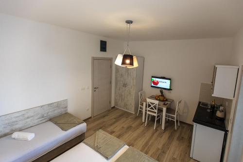 Apartments Sarić - image 5