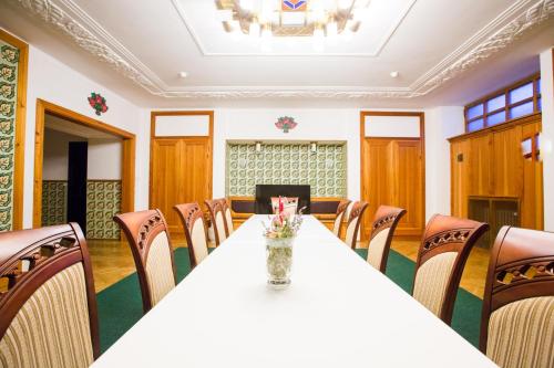 Hotel U Beránka Náchod - image 2