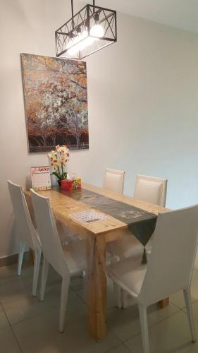 Skyview Univ360 Place Facing Mines Lake Skyview Univ360 Place Facing Mines Lake