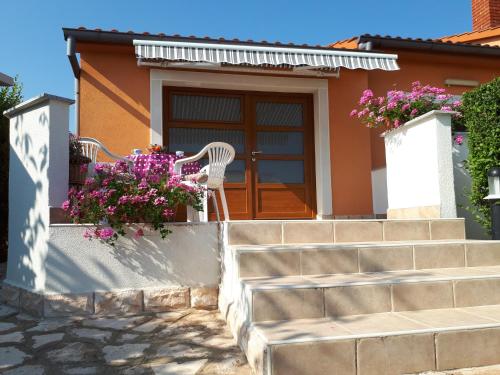  House for 2 Ausi, Pension in Galižana