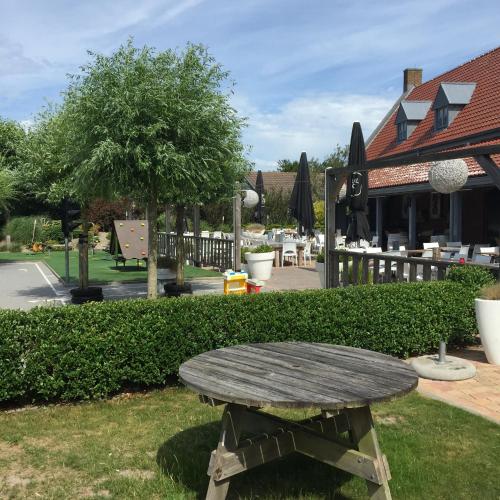  Strandleven in Groote Keeten