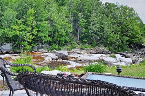 Hungry Trout Resort - 레스토랑
