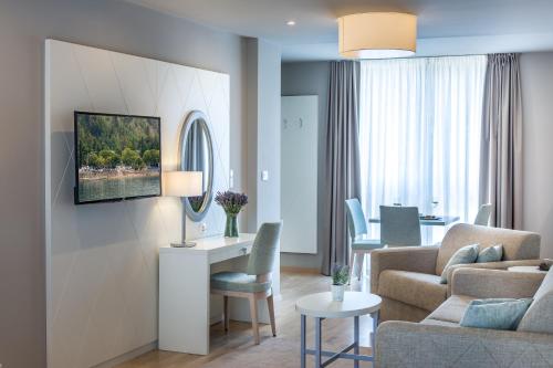 Apartments & Rooms Preelook - image 2