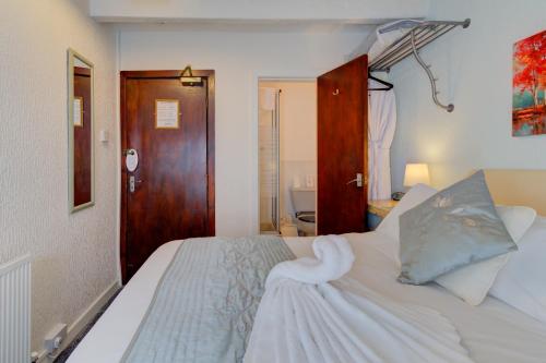 The Strathdon - image 6