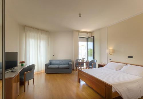 1 double bed