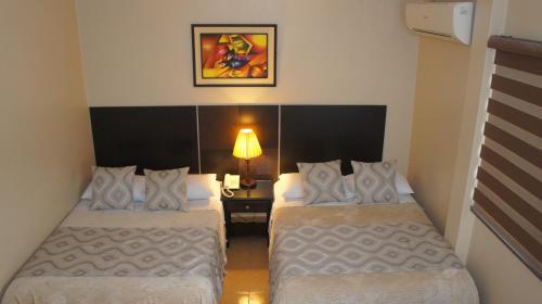 Urdesa Suites Hotel - image 4