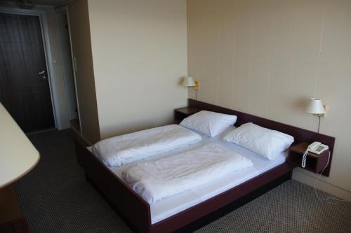 Midtnes Hotel - image 4