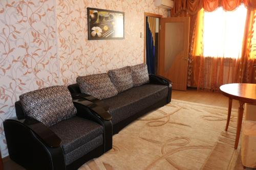 Hotel Oktyabrskaya - image 4