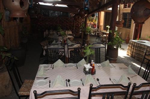 Restaurant, Kindoroko Hotel in Moshi