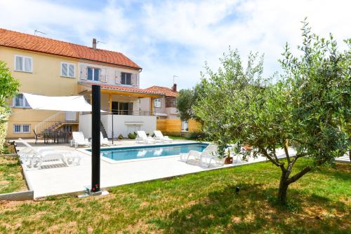 Apartments Čolak – Zadar
