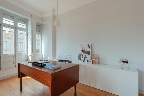 Baixa24 - Downtown Bliss w/ Amazing Natural Light, Porto