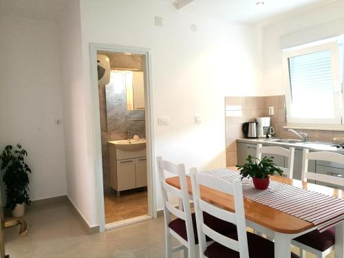 Apartments Jure Miljak 2