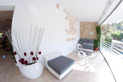 Hotel Cala Gat - image 9