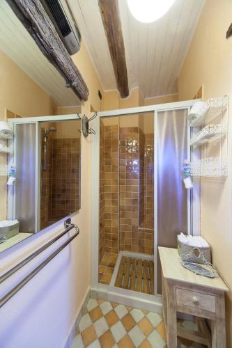 Bagno, Bed and Breakfast Papillon in Perledo