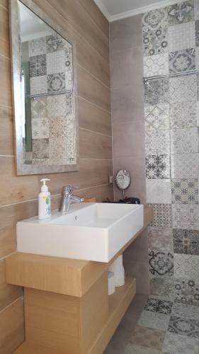 Ionian Green Villas - image 3