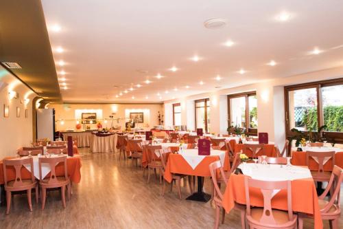 Hotel Brascos - image 11