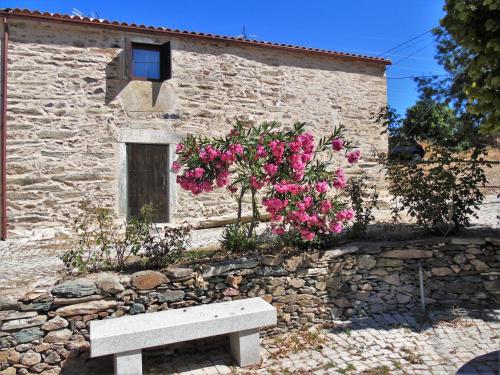  Casas de Xisto in Mogadouro