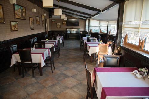 Étterem, Hotel Ioana in Inel 2