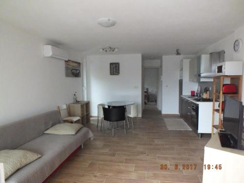 Apartments More - image 5