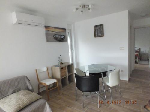 Apartments More - main image