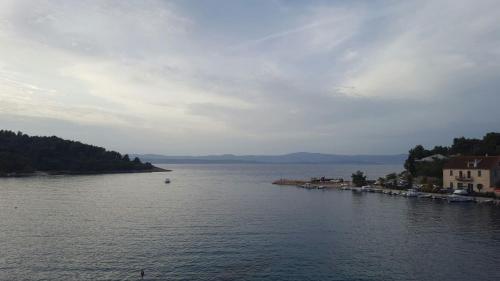  Apartment Vana in Stomorska