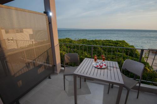 Seaside Luxury Suites