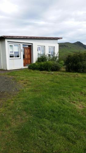 Giljur Guesthouse - Hotel - Vík