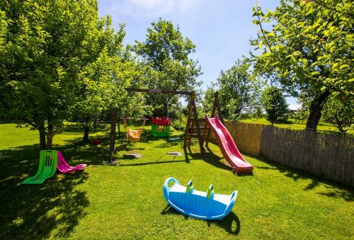 Žaidimų aikštelė, Domceky Holiday in Liptovsky Mikulašas