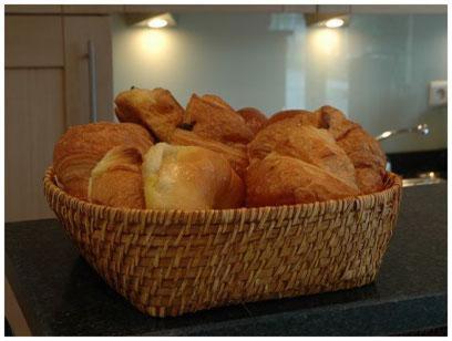 Essen und Erfrischungen, Hotel South Charleroi Airport near Flughafen Brüssel Charleroi